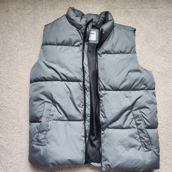 Old Navy Charcoal Grey Outerwear Vest Youth Size Large (10-12) - Picture 7 of 7